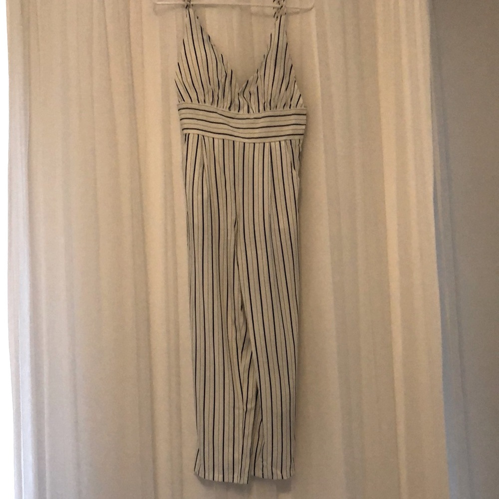 Size Medium Cropped Jumpsuit